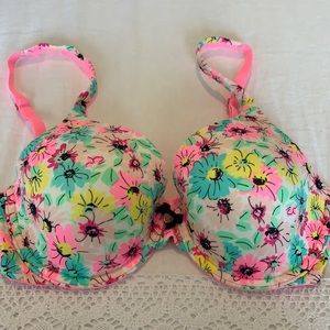 Victoria’s Secret Body By Victoria 34c